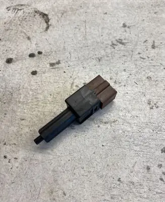 Nissan X-Trail T30 Brake pedal sensor switch