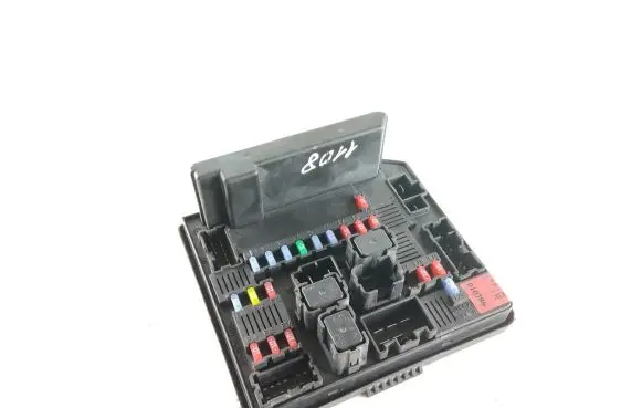 Nissan Qashqai+2 Fuse module 284B7BB00B 4837328792 19228456