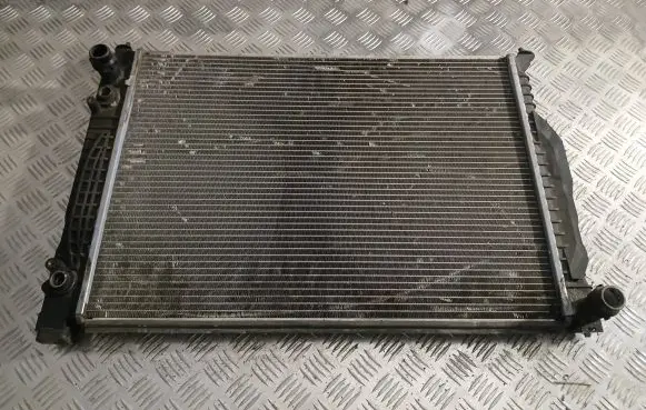 Audi A6 S6 C5 4B Coolant radiator
