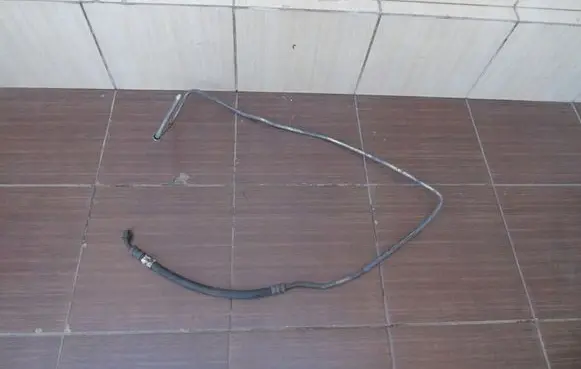 Nissan Atleon Power steering hose/pipe/line