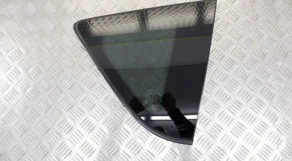 Toyota RAV 4 (XA30) Rear side window 6271042280