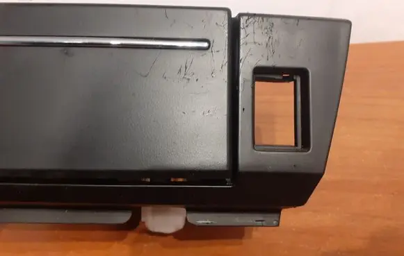 Chrysler 300 - 300C Car ashtray 1090080 8550