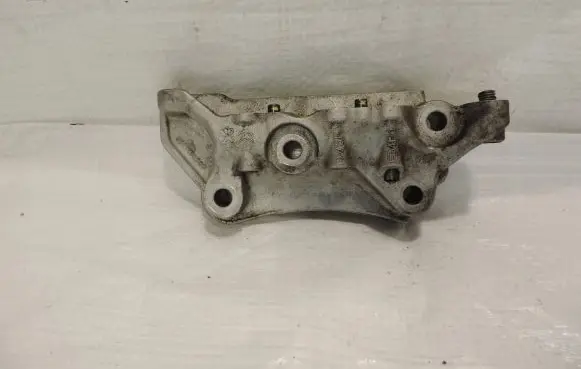 Opel Corsa F Engine mounting bracket 9811186980