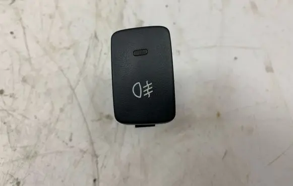 Hyundai Tucson JM Fog light switch 937402E001