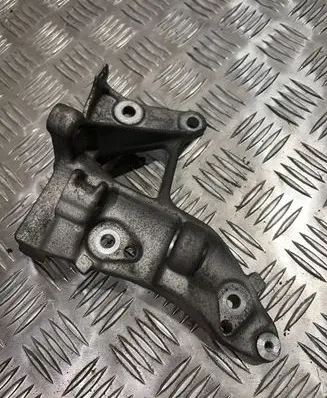 Volvo V60 Generator/alternator bracket 9653249480