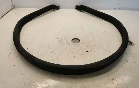 Jeep Grand Cherokee Engine compartment rubber 
