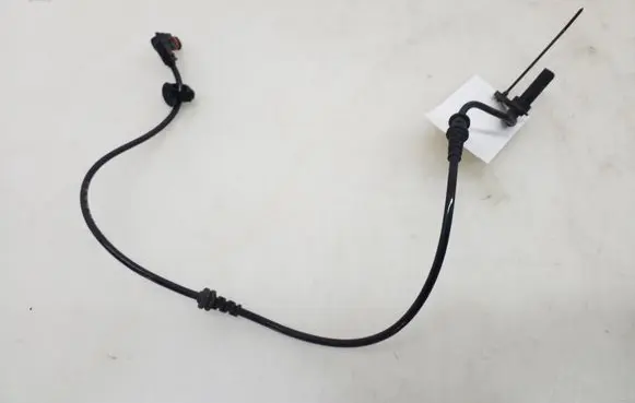 Mercedes-Benz E W212 ABS brake wheel speed sensor A2125400117