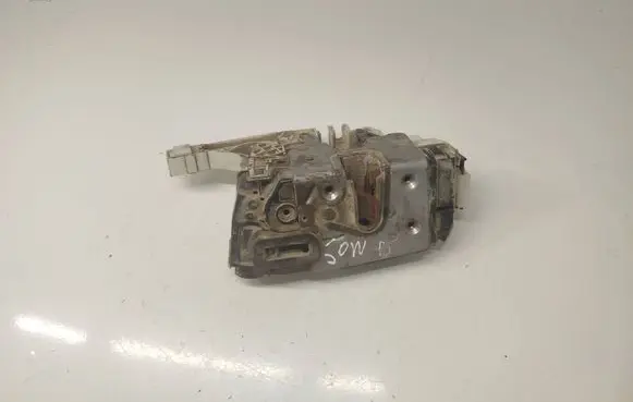 Mercedes-Benz Sprinter W906 Sliding door lock A9067304335