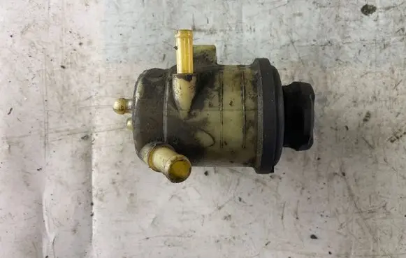 Hyundai Matrix Power steering fluid tank/reservoir