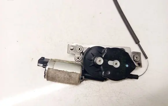 Volkswagen Touareg I Seat adjustment motor 8901211