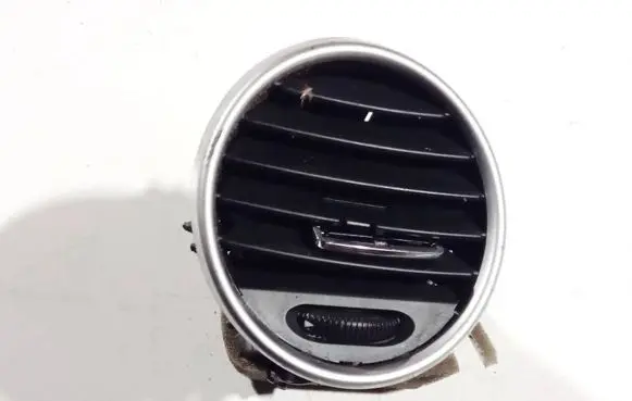 Mercedes-Benz ML W164 Dash center air vent grill a16483019541