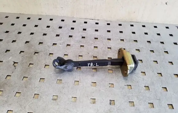 Honda CR-V Front door check strap stopper