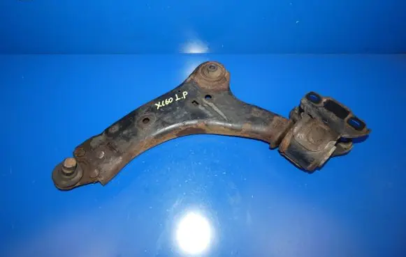 Volvo XC60 Front lower control arm/wishbone 