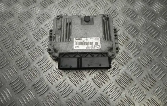 KIA Ceed Engine control unit/module 391032A775