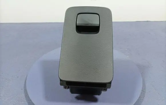 Volvo XC90 Glove box 31366376