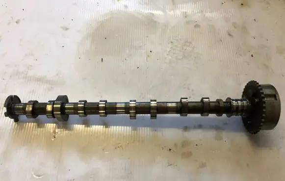 Hyundai Equus VI Camshaft 24350-3F400 24100-3F400