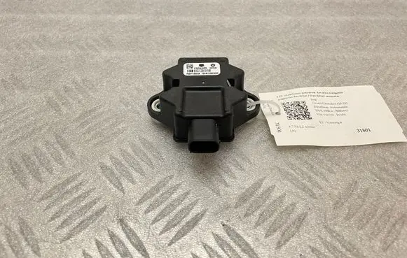 Jeep Grand Cherokee ESP acceleration yaw rate sensor 68411966AB