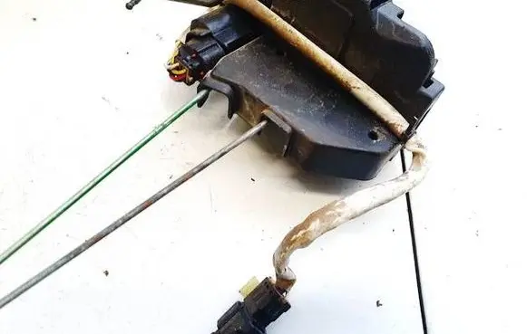 Hyundai Getz Rear door lock