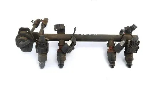 Skoda Citigo Fuel injector supply line/pipe 