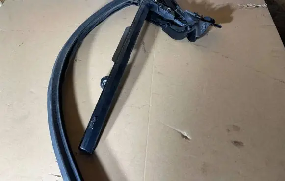 Porsche Taycan 9J1 Rubber seal front coupe door 9T1837434