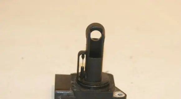 Suzuki SX4 Mass air flow meter 1380063J00 1974002230
