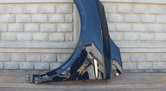 Renault Captur II Fender 631015069R