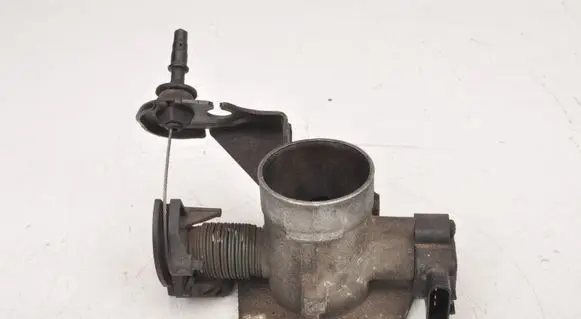 Ford Focus Electric throttle body valve YS4U-AE