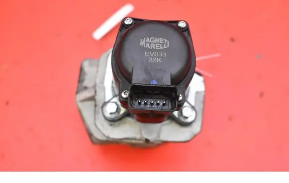 Peugeot 308 EGR valve EV033
