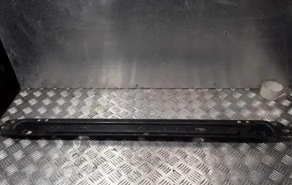 Peugeot 308 Bottom radiator support slam panel C04S35