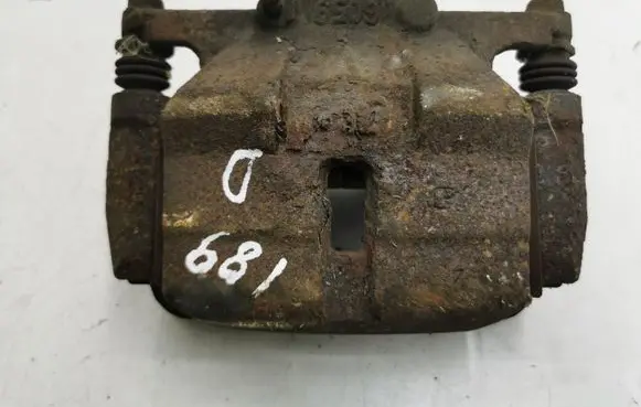 Nissan X-Trail T31 Front brake caliper