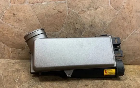 Mercedes-Benz SL R230 Air filter box A1130900601