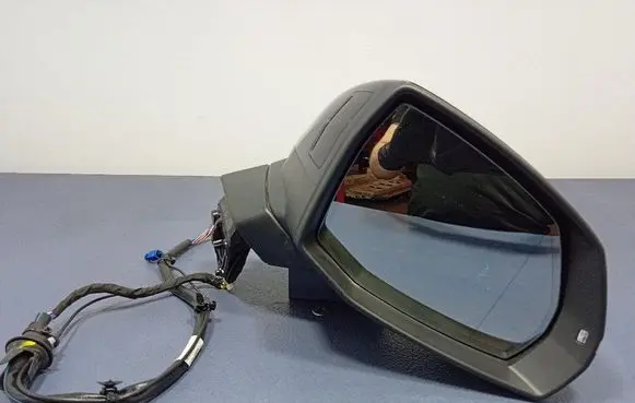 Audi Q7 4L Front door electric wing mirror 4M1857410BM