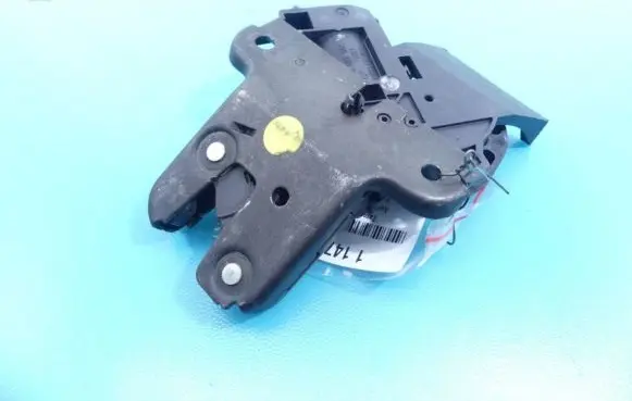 Audi A8 S8 D3 4E Tailgate/trunk/boot lock/catch/latch 4F5827505C IMPRK1147747