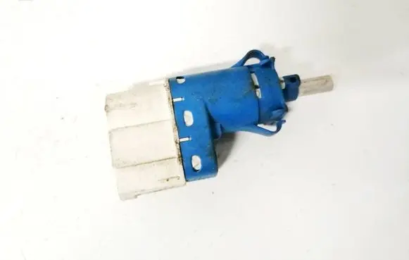 Mazda 3 I Brake pedal sensor switch 3M5T9C872AB