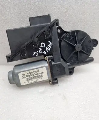 Skoda Fabia Mk1 (6Y) Rear door window regulator motor 6Q0959812