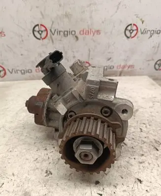 Ford Focus Fuel injection high pressure pump CV2Q9A543AA 0445010577 032407140417