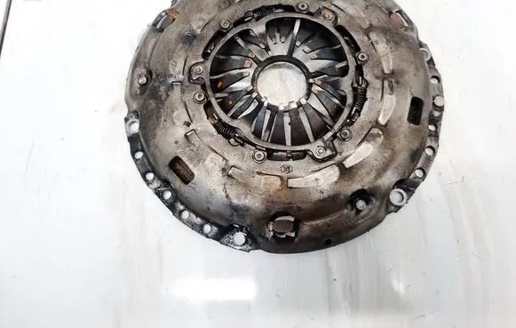 Opel Astra H Pressure plate 