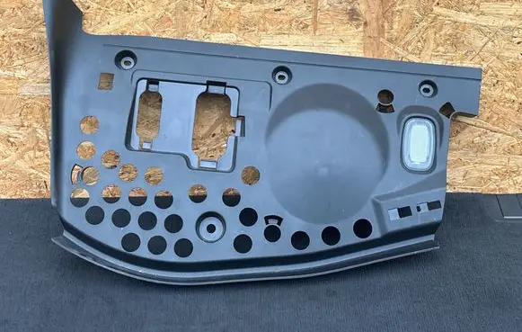 Mercedes-Benz GLE (W166 - C292) Dashboard lower bottom trim panel A1666801608 16905928