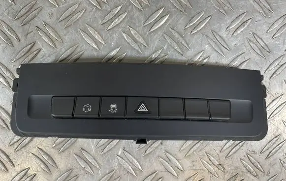 Mercedes-Benz Vito Viano W447 Hazard light switch A4479054401