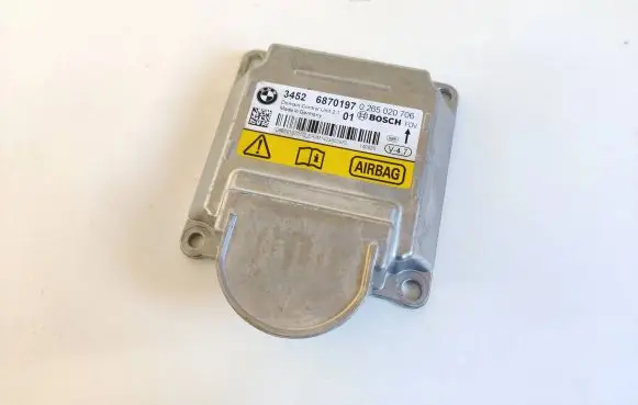 BMW X5 F15 Airbag control unit/module 6870197 0265020706