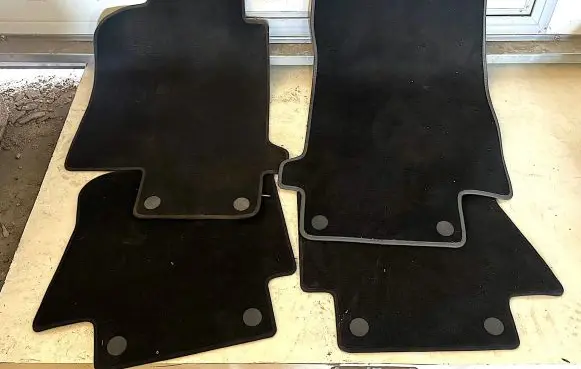 Maserati GranTurismo Car floor mat set 