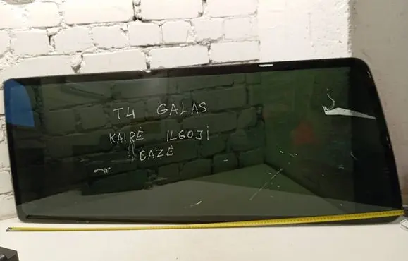 Volkswagen Transporter - Caravelle T4 Rear side window 43R00049