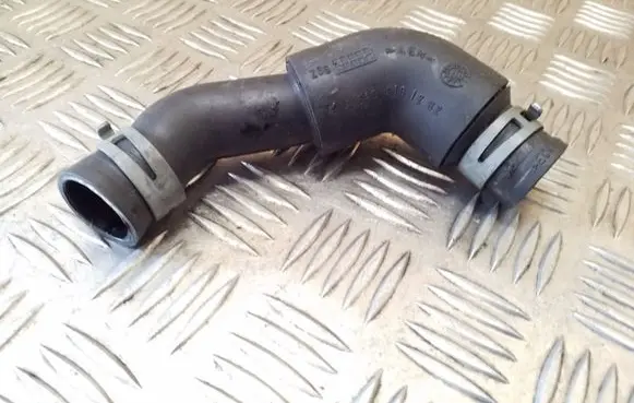 Mercedes-Benz A W169 Engine coolant pipe/hose A6400101282