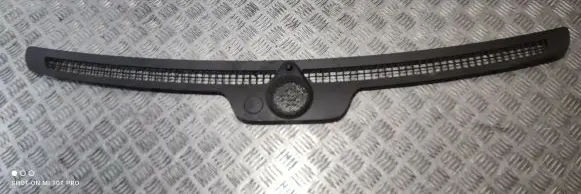 Dashboard air vent grill cover trim
