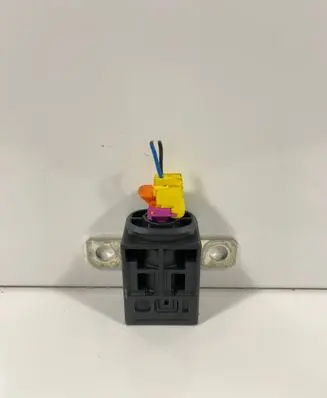 Audi A6 S6 C6 4F Battery relay fuse 4F0915519