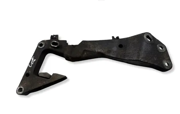 BMW 3 E90 E91 Engine mounting bracket 13807410