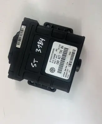 Volkswagen Touareg I Gearbox control unit/module 09D927750BH