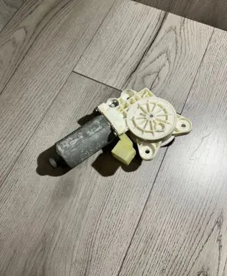 Mercedes-Benz CLK A209 C209 Front door window regulator motor A2308201042