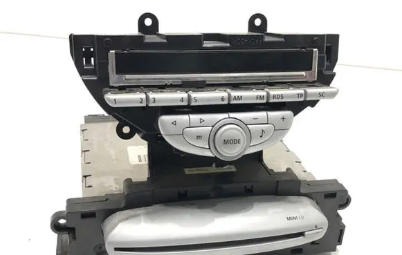 Mini One - Cooper Coupe R56 Radio/CD/DVD/GPS head unit 3452697