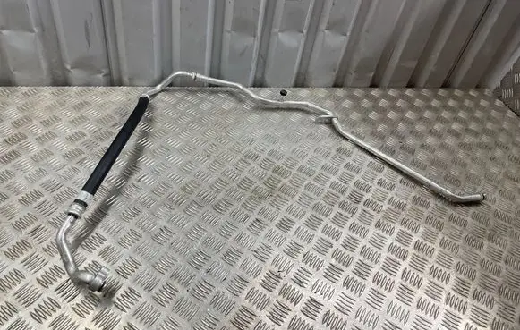 Toyota RAV 4 (XA50) Air conditioning (A/C) pipe/hose 